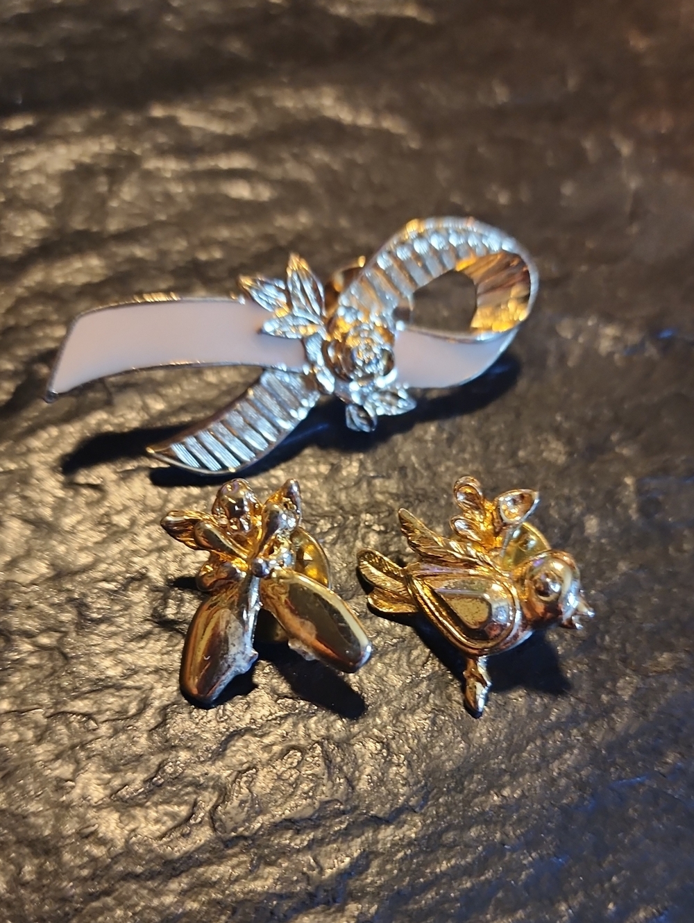 Gold Tone Ribbon /Angel/ Bird  Brooch Lot Vintage— Gold Finish
